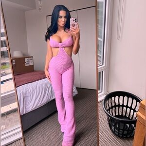 Xxs waffle flare leg cutout bodysuit by Edikted